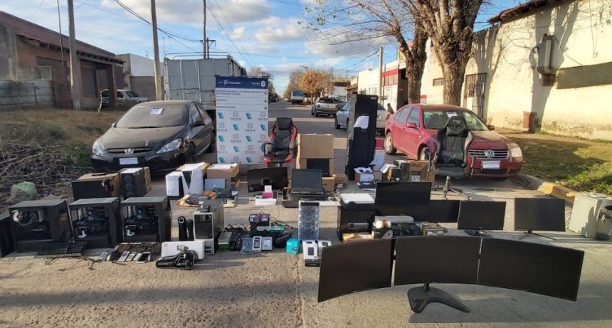 SUB DDI de Bol&iacute;var: Desarticularon una banda dedicada a realizar estafas con la compra de elementos inform&aacute;ticos