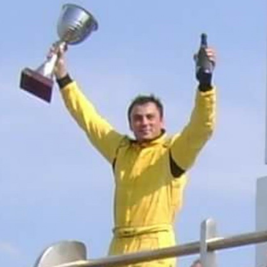 Lu&iacute;s Mori hizo historia en FM 10, habl&oacute; de sus inicios y realidad en el automovilismo