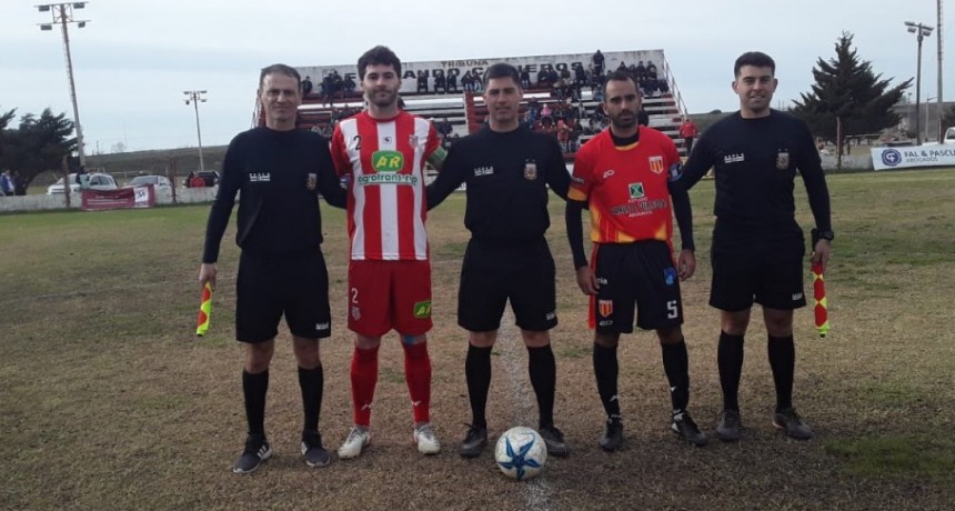 Empate sin goles entre Empleados y Bull Dog 