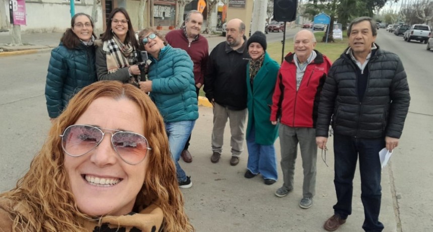 Se celebró el Día del periodista con un Acto protocolar en el busto en memoria a Mariano Moreno