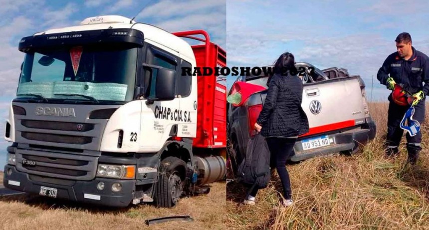 Ruta 205: Una camioneta y un camión de hacienda, se rozaron con posterior despiste 