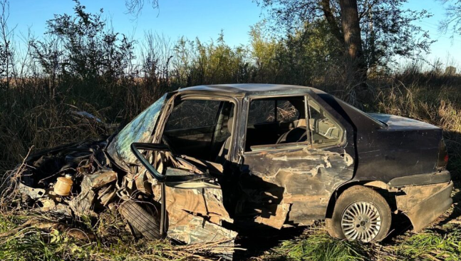 Accidente vial en Ruta Nacional 5: Colisionaron un Transporte con combustibles y un automóvil, todos de la ciudad de 9 de Julio