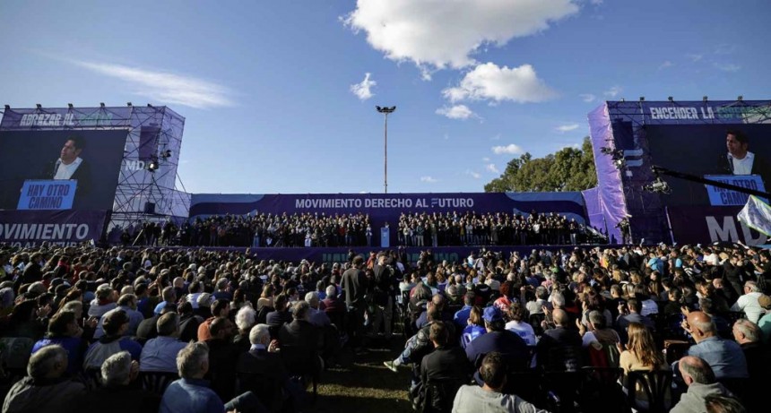 Kicillof: “Este modelo solo cierra con deuda, hoy la discusión es el Fondo Monetario o el pueblo”
