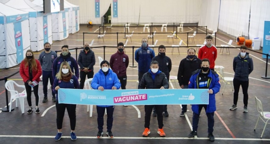 Alejandro Viola (Director de Deportes Municipal)  busca promover desde los clubes de Bol&iacute;var, el Plan Integral de Vacunaci&oacute;n