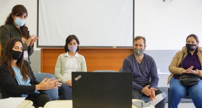 Dos familias bolivarenses participaron en forma virtual, acompa&ntilde;adas por el Municipio, de la firma de cr&eacute;ditos PROCREAR