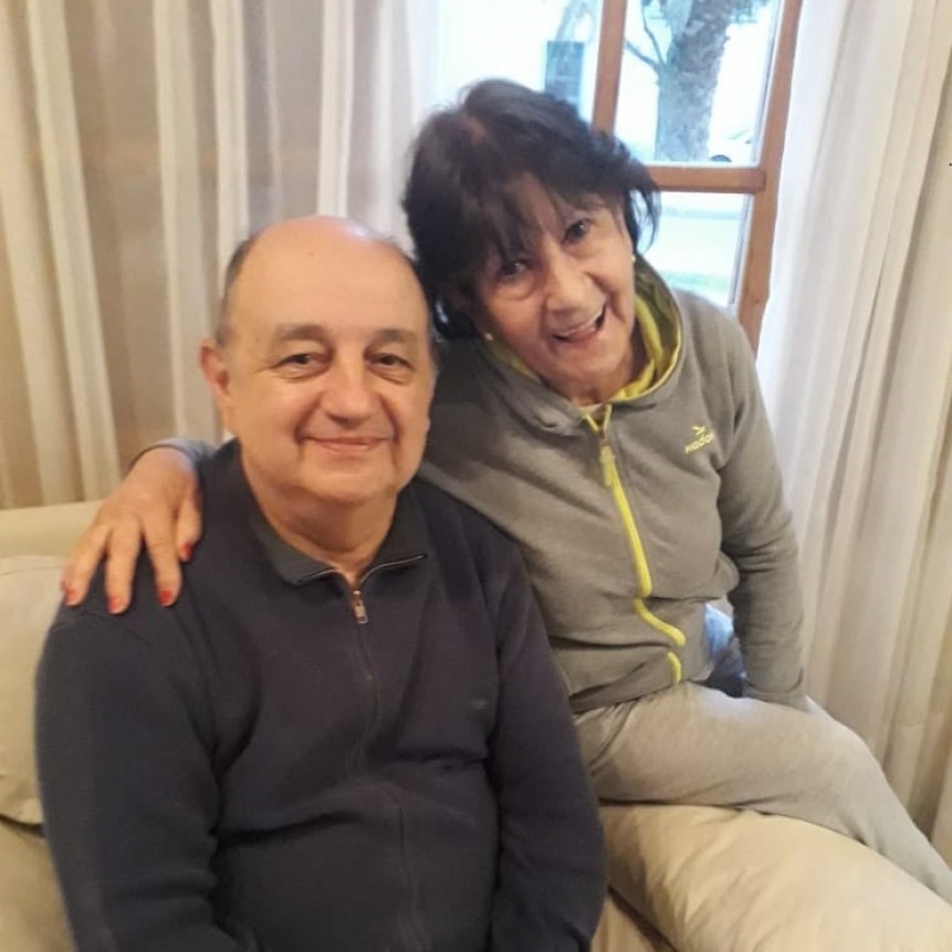 Gualberto Mezqu&iacute;a cont&oacute; su historia familiar desde que se conocieron con Susana su mujer, y han decidido dejar la actividad comercial