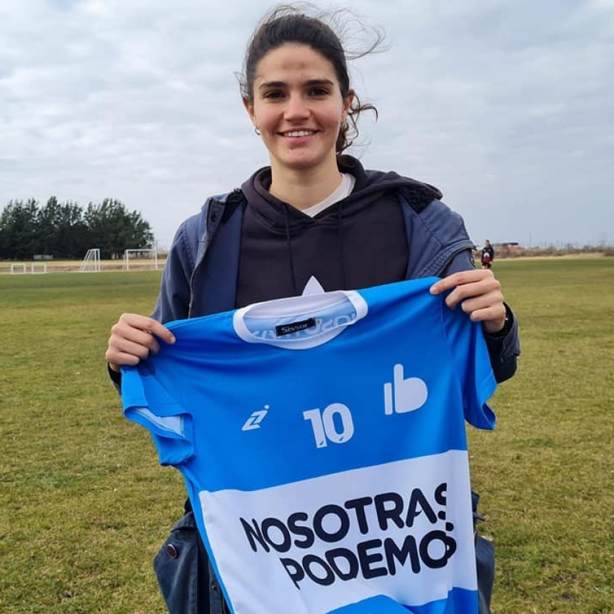 Presentaron la camiseta oficial de la Selección de Fútbol Femenino 