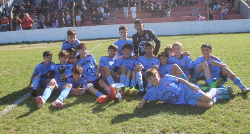 El Torneo de Inferiores “70 Aniversario Diario La Mañana” tiene sus campeones