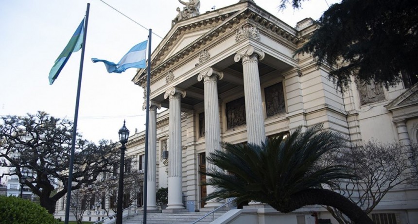 Tenso cierre de listas en PBA, entre rupturas de última hora y gran protagonismo de los intendentes