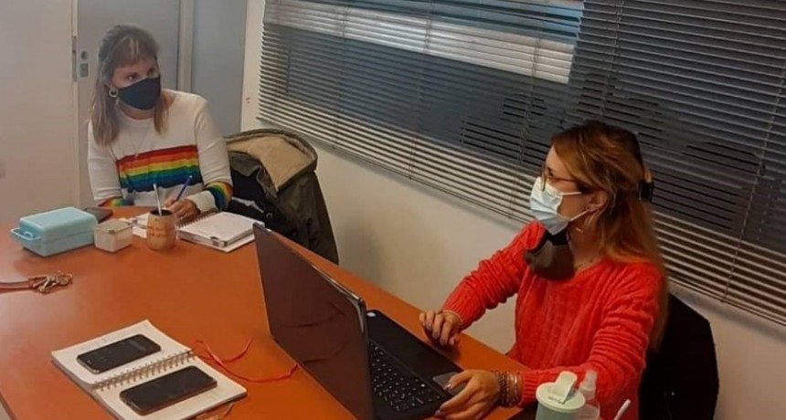 Ministerio de las Mujeres, Programa "Acompa&ntilde;ar"