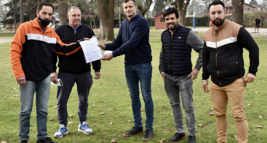 "Bali" Bucca en Azul: &ldquo;Incentivemos a nuestros vecinos y amigos a vacunarse &rdquo;