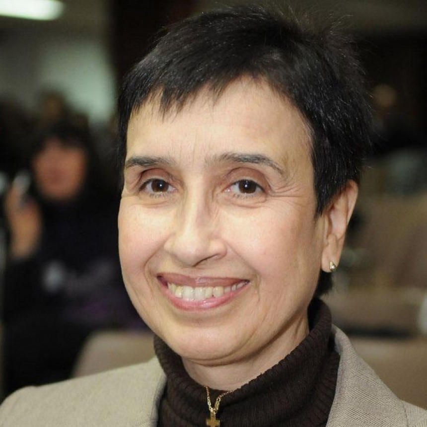 Silvia Gonz�lez Ayala: ?No importa con qu� vacuna, pero cuanto antes se decidan  mejor ser� ante el ingreso de la nueva variante de preocupaci�n, cuya caracter�stica destacada es la alt�sima contagiosidad?