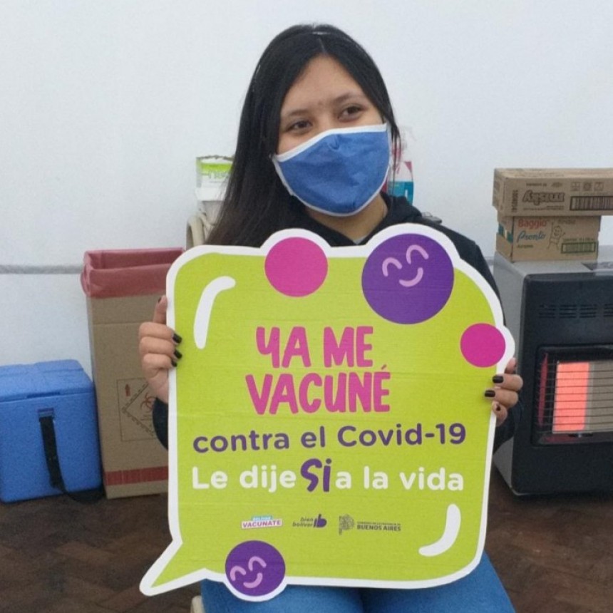 FM 10 habl&oacute; con los primero j&oacute;venes vacunados con la primera dosis de Moderna