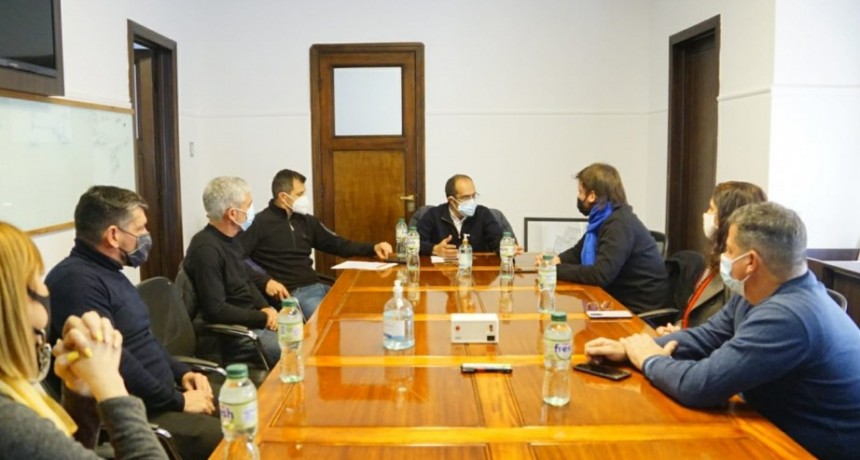 Inportante reuni&oacute;n del intendente Pisano con referentes provinciales y nacionales de Educaci&oacute;n F&iacute;sica