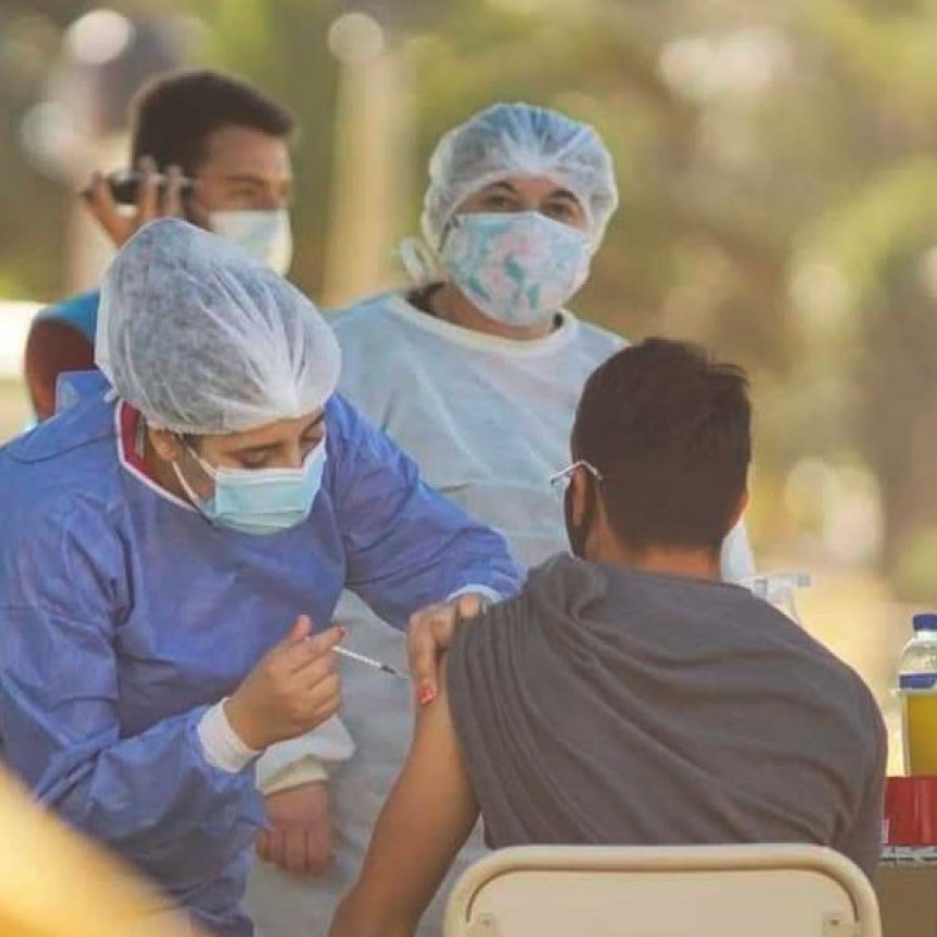 S&aacute;bado y Domingo record de vacunados, se sumaron 1.411 personas inoculadas