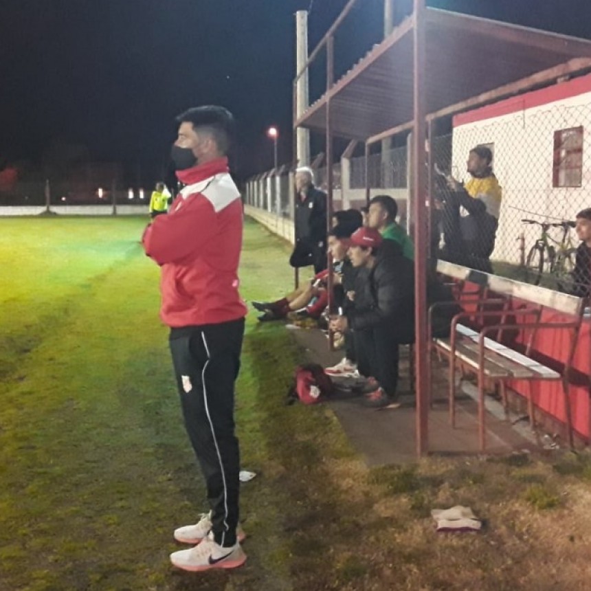 Julio Zorrilla:  &ldquo;Es lindo volver a vivir estos amistosos&rdquo;