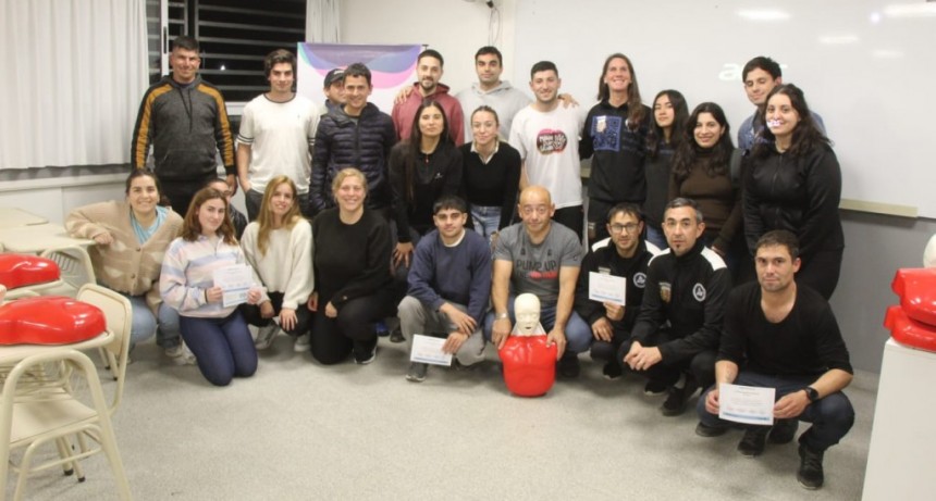 Manos que Salvan: Más de 600 personas ya se capacitaron con este programa municipal