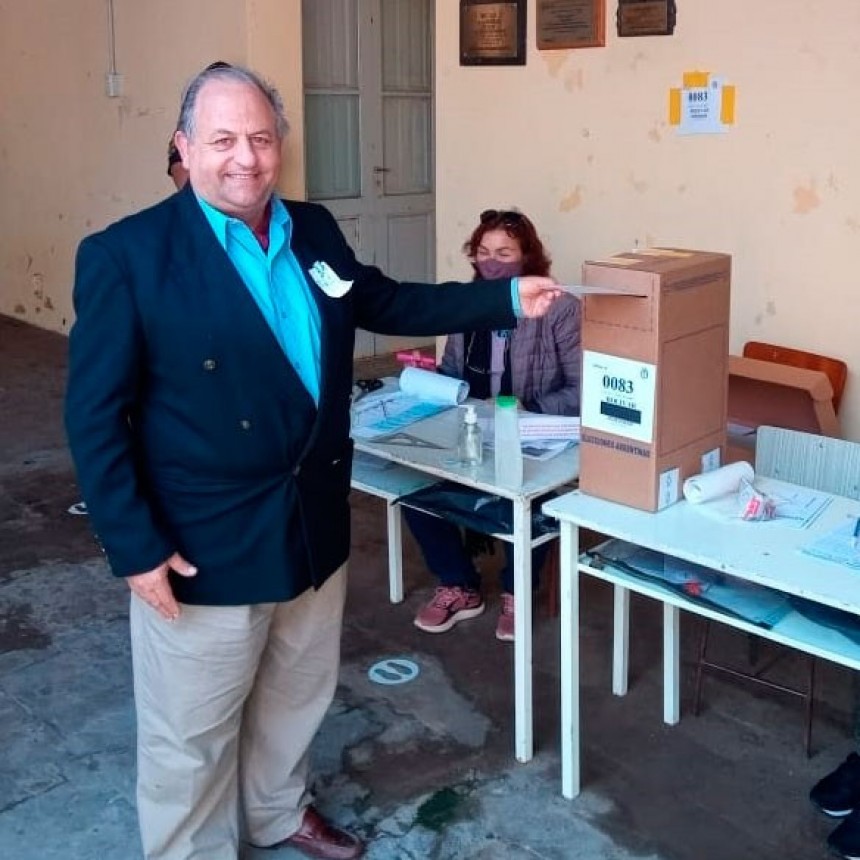 Milan Pasucci: &ldquo;Con mucho esfuerzo y con la buena voluntad de personal auxiliar de la escuela, pudimos abrir la mesa&rdquo;
