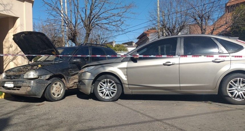 Una persona mayor hospitalizada tras la colisi&oacute;n de dos autom&oacute;viles