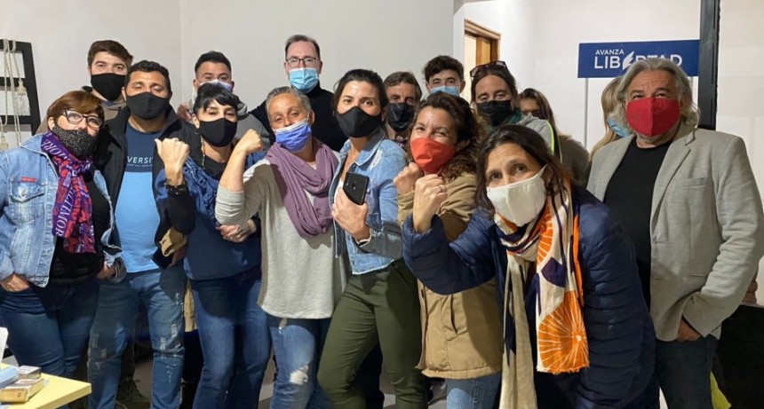 Ver&oacute;nica Ru&iacute;z: &ldquo;Estamos muy contentos porque a pesar de no poder hacer muchas cosas que quer&iacute;amos, llegamos igual a las generales&rdquo;