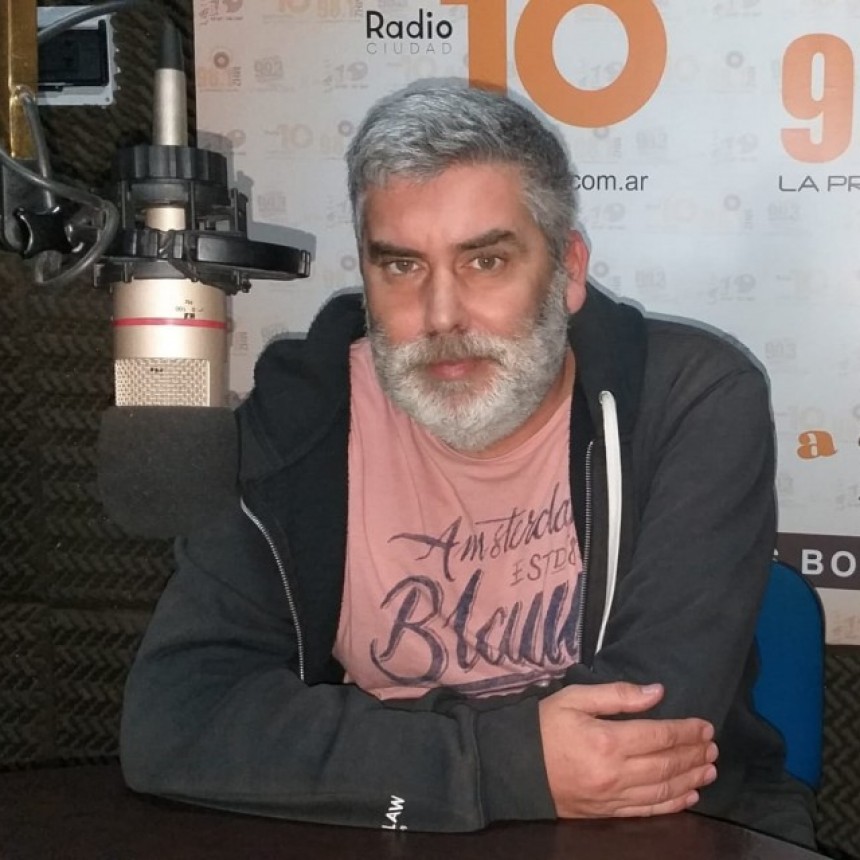 Pablo Villanueva: &ldquo;Felices de volver a hacer teatro con p&uacute;blico, con el cari&ntilde;o que nos brinda y la energ&iacute;a que genera su presencia&rdquo;