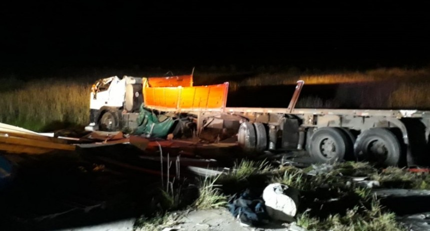 Volcó un camión en ruta 226