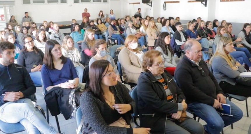 El Municipio desarrolló un Plenario sobre Abordaje de las Violencias en la Adolescencia