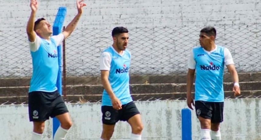 Club Ciudad ganó y mantiene las chances de clasificar