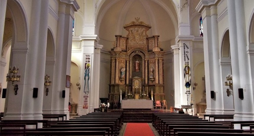 Hoy se desarrolló la reunión de los sacerdotes de la Vicaría de Olavarría, presidida por el obispo Monseñor Hugo Manuel Salaberry