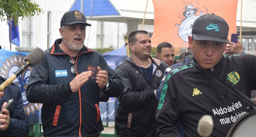 El cierre de la Escuela Nacional de Pesca toma repercusión internacional y suma rechazos de sindicatos de todo el mundo