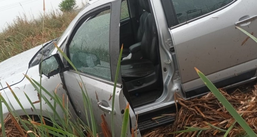 Ruta 65: Despiste de un camioneta, no hubo personas heridas
