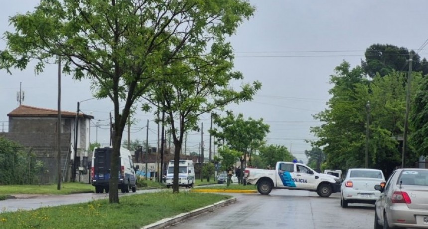 Olavarría: Un vecino se encontró con un delincuente en el patio de su vivienda, y le efectuó dos disparos que ocasionaron su muerte