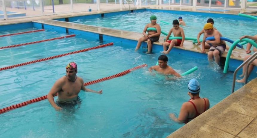 El Natatorio Municipal recibi&oacute; a las Escuelas Rurales en una Jornada Recreativa 