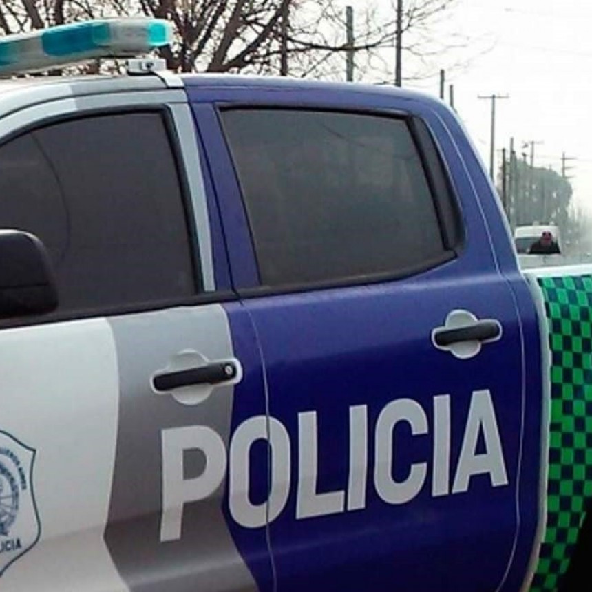 Parte oficial de Polic&iacute;a: Da&ntilde;os en vidrieras, violaci&oacute;n de per&iacute;metro,robo de herramientas y cable trif&aacute;sico 