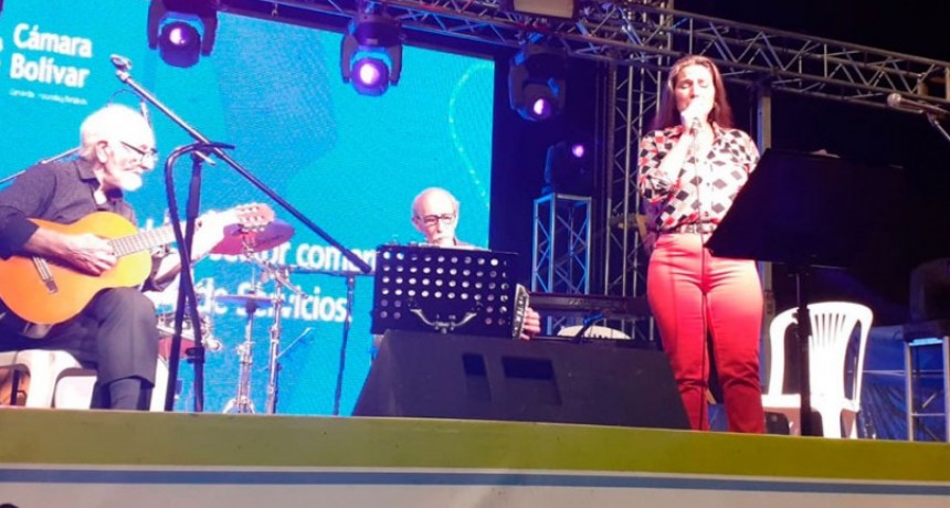 María Alzueta; ‘Nuestro mensaje es abrazar al semillero que viene, porque es responsabilidad de los mayores mostrarles nuestro folclore y que conozcan su raíz’