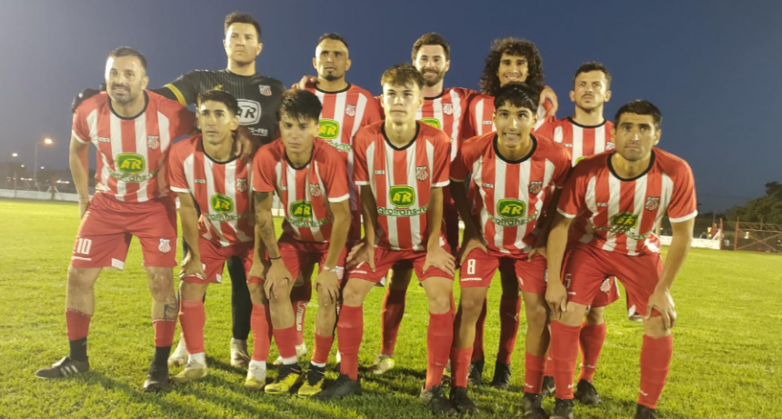 Empleados de Comercio sacó ventaja en la primera semifinal 