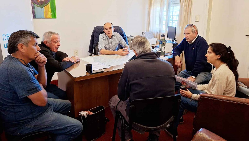 Urdampilleta: Más del 80% de la localidad ya cuenta con agua, energía eléctrica y conectividad con un gran trabajo conjunto