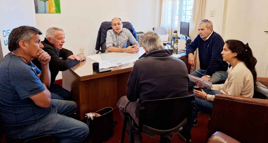 Urdampilleta: Más del 80% de la localidad ya cuenta con agua, energía eléctrica y conectividad con un gran trabajo conjunto