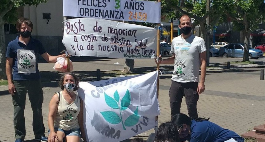 El Colectivo &lsquo;Tierra Viva&rsquo; se reuni&oacute; en el Centro C&iacute;vico