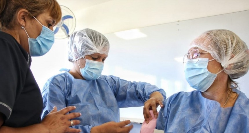 Comenz&oacute; la capacitaci&oacute;n de los vacunadores COVID19