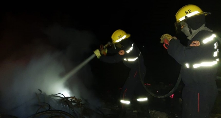 Una dotaci&oacute;n asisti&oacute; al Basurero Muncipal