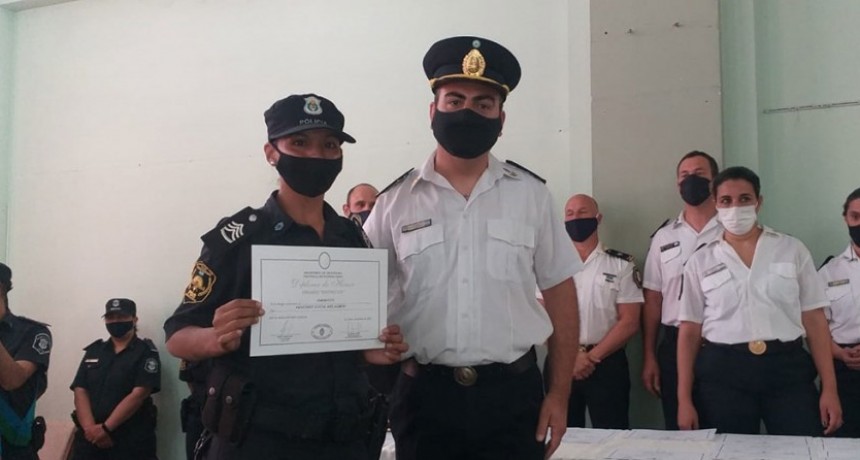 Se realizó un reconocimiento a efectivos policiales destacados en el año 2021