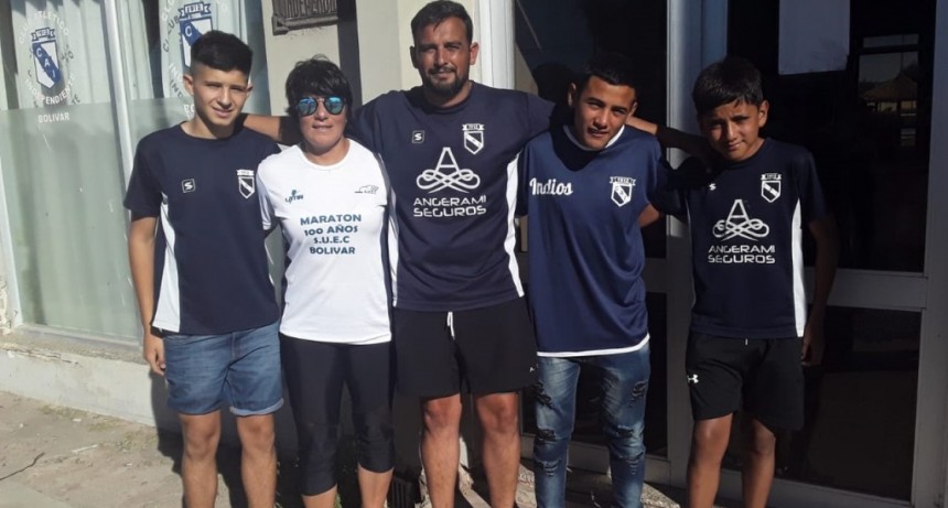 “Es un orgullo saber que tres nenes, que venimos siguiendo hace años, logren el sueño de llegar a un club de AFA”