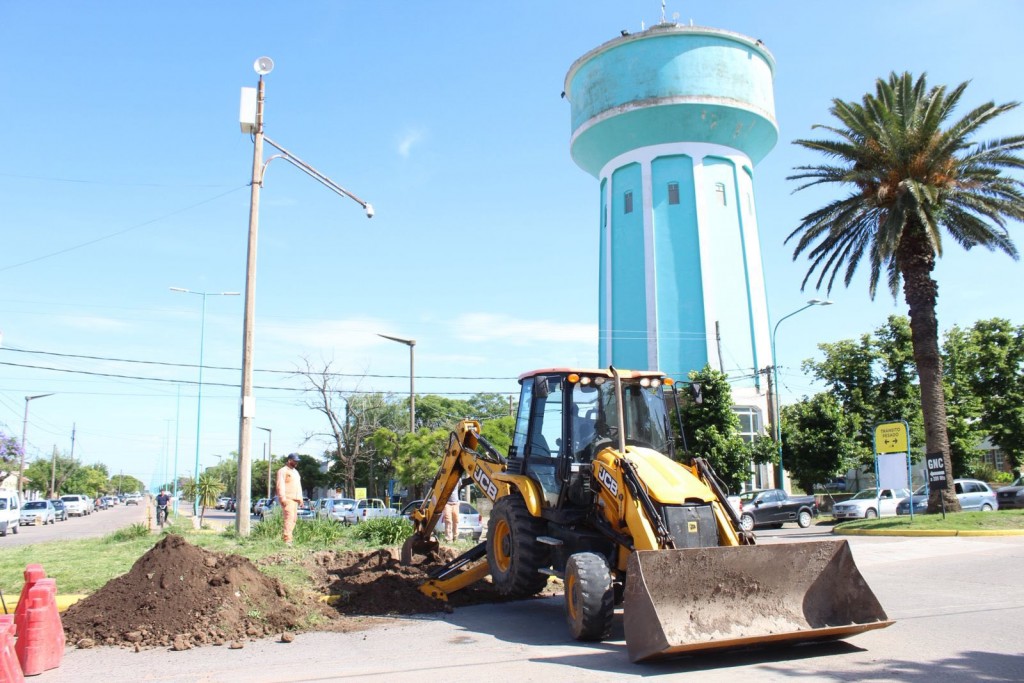 Empalme de cañerías de la red de agua existente a la nueva cañería: Se realizará el sábado 13 de diciembre