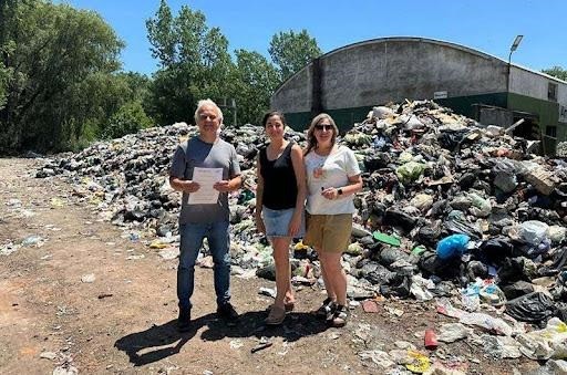 Fondos ambientales millonarios y un basural en llamas: Juntos UCR–CC exige explicaciones